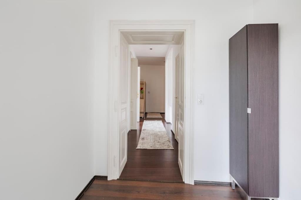 Charming Spacious Apartment 维也纳 外观 照片